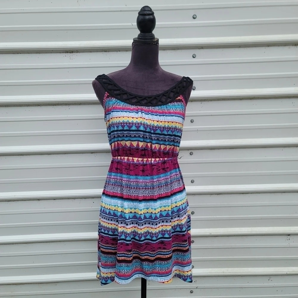 No Boundaries Junior's Color Striped Poly Aztec Sun Dress L (11-13)